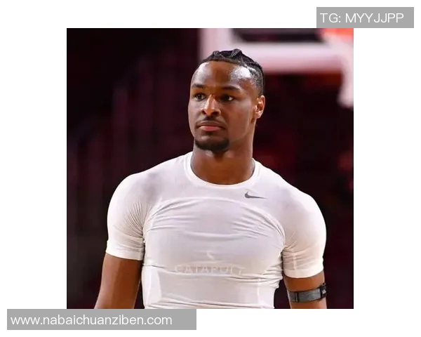 詹姆斯父子同台时刻来临布朗尼正式宣布参加NBA选秀 詹姆斯父子同台时刻来临布朗尼正式宣布参加NBA选秀